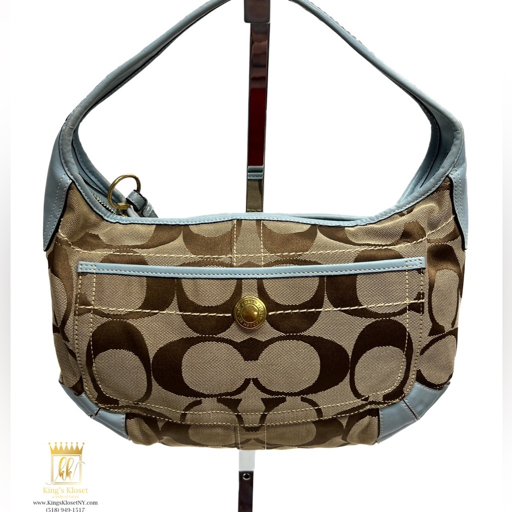 🩵SOLD🩵Coach signature hobo bag